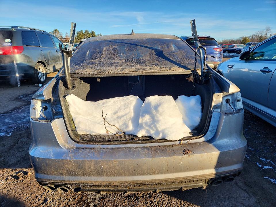 2018 Audi S6 VIN WAUHFAFC8JN034262 COPART salvage auction — STRIPPED, Ri - Salvage Certificate Of Title, sold $850 on 2026-07-10 (photo 6)