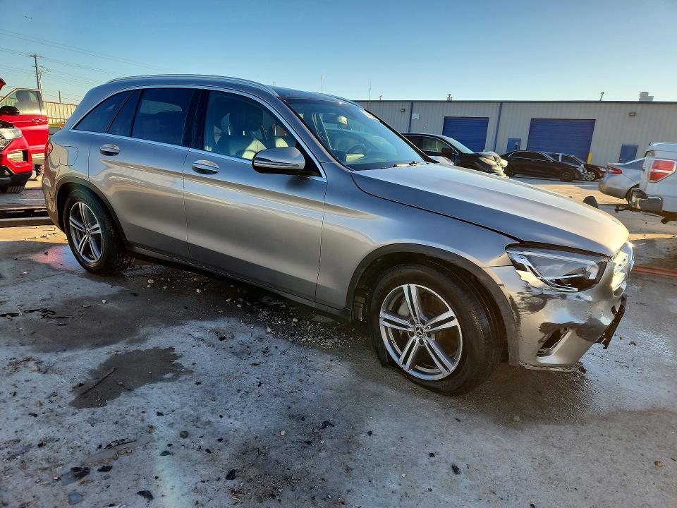 2020 Mercedes-benz Glc VIN W1N0G8DB0LF758887 COPART salvage auction — FRONT END, Tx - Salvage Vehicle Title, sold $1,550 on 2026-07-28 (photo 4)