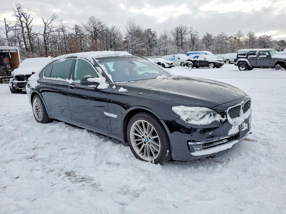 2013 BMW 7 series VIN WBAYE8C55DD134105 COPART salvage auction — REAR END, Ny - Mv907A-Parts Only, sold $475 on 2026-07-27 (photo 4)