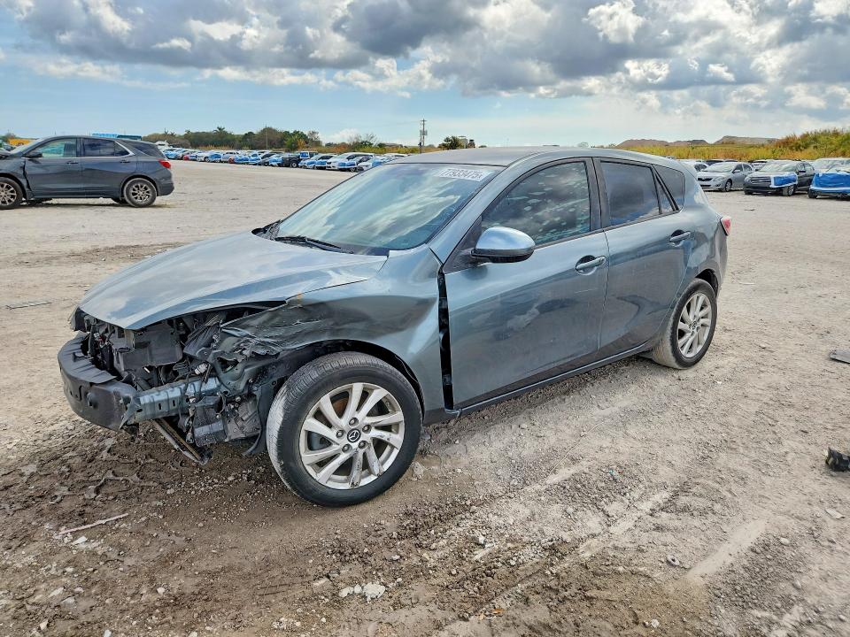 2013 Mazda 3 VIN JM1BL1L71D1706182 COPART salvage auction — FRONT END, Salvage Title, sold $625 on 2026-07-16 (photo 1)