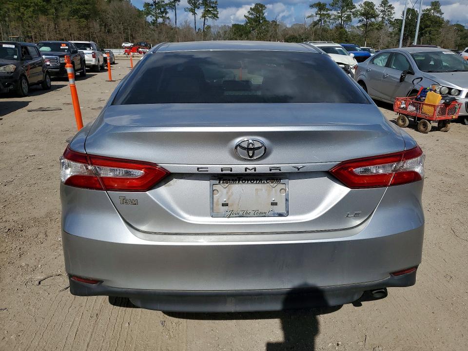 2018 Toyota Camry VIN JTNB11HK8J3019358 COPART salvage auction — SIDE, Salvage Title, sold $125 on 2026-07-21 (photo 6)