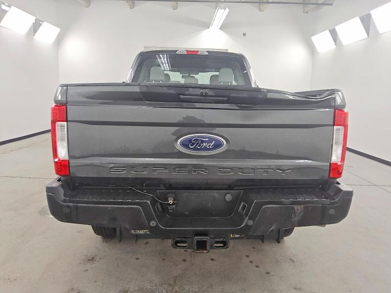 2018 Ford F-250 super duty VIN 1FT7X2BT5JEC68849 COPART salvage auction — MINOR DENT/SCRATCHES, IL - CERTIFICATE OF TITLE, sold $23,500 on 2026-07-16 (photo 6)