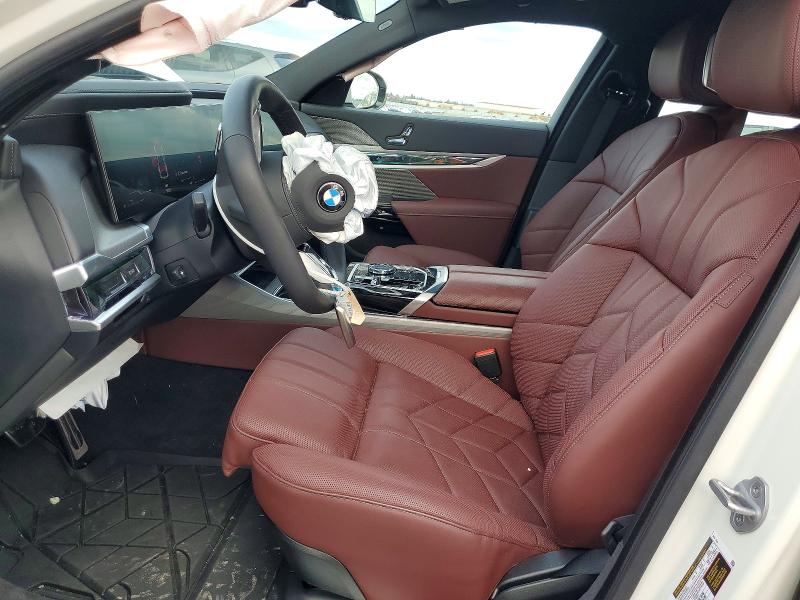 2025 BMW 7er VIN WBA33EJ0XSCV31673 COPART salvage auction — FRONT END, Salvage Title, sold $30 on 2026-07-30 (photo 7)