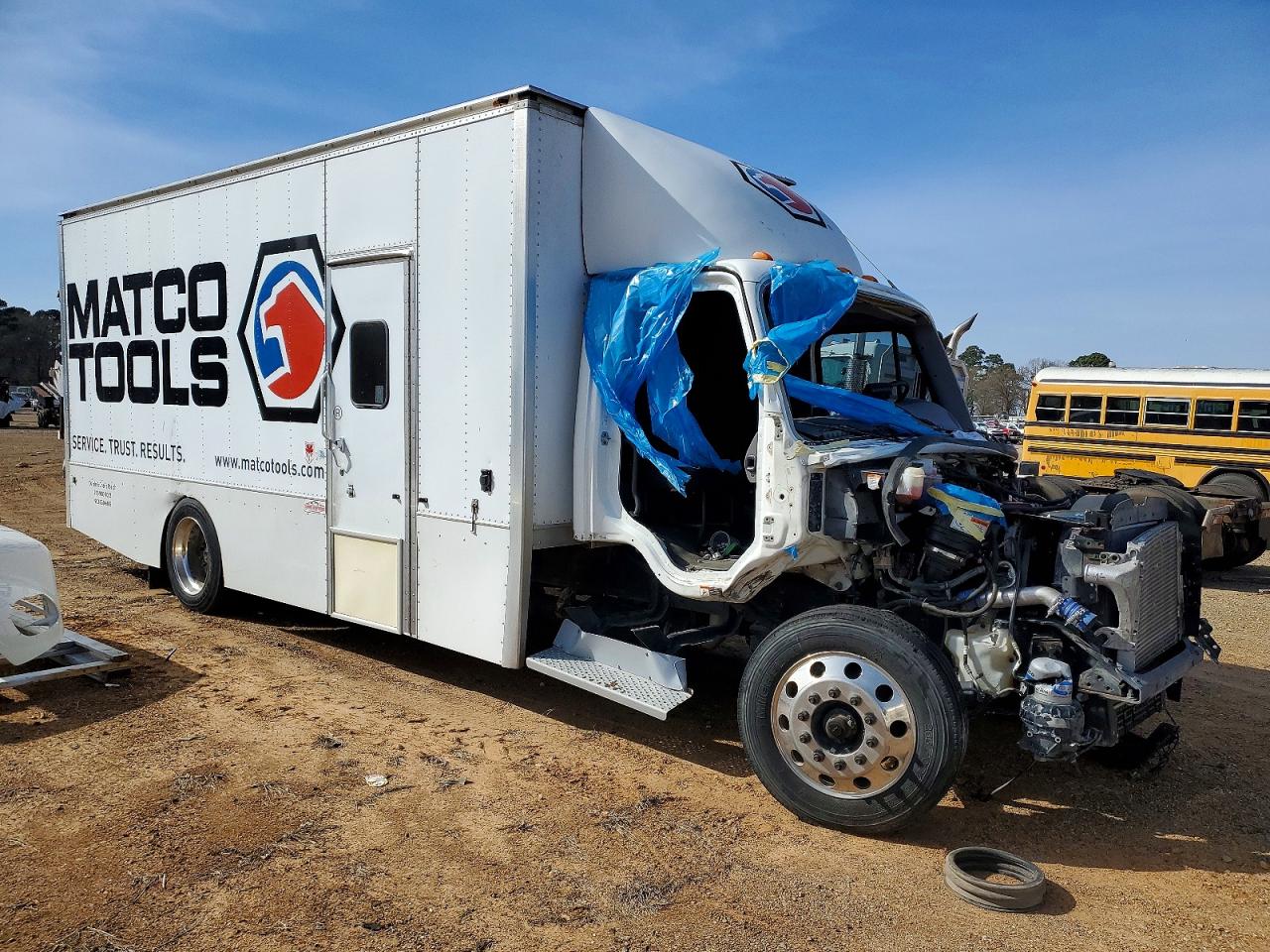 2014 Freightliner M2 VIN 1FVACWDT7HHHV2253 COPART salvage auction — Front End, TX - SALVAGE VEHICLE TITLE, sold $3,550 on 2026-04-06 (photo 1)