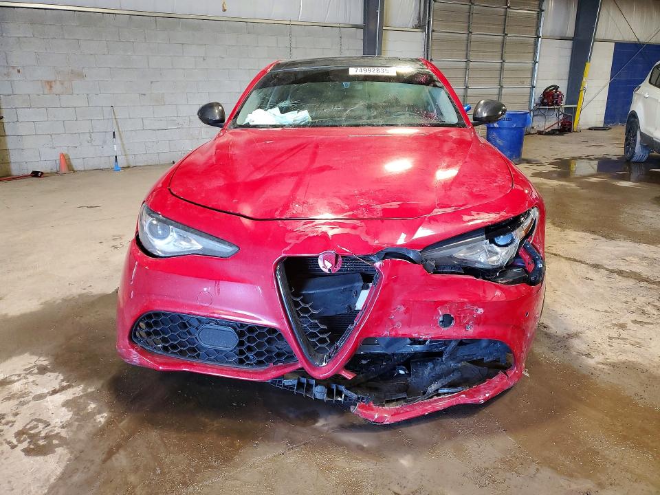 2018 Alfa romeo Giulia VIN ZARFAEENXJ7567615 COPART salvage auction — FRONT END, Pa - Certificate Of Salvage, sold $2,350 on 2026-07-15 (photo 5)