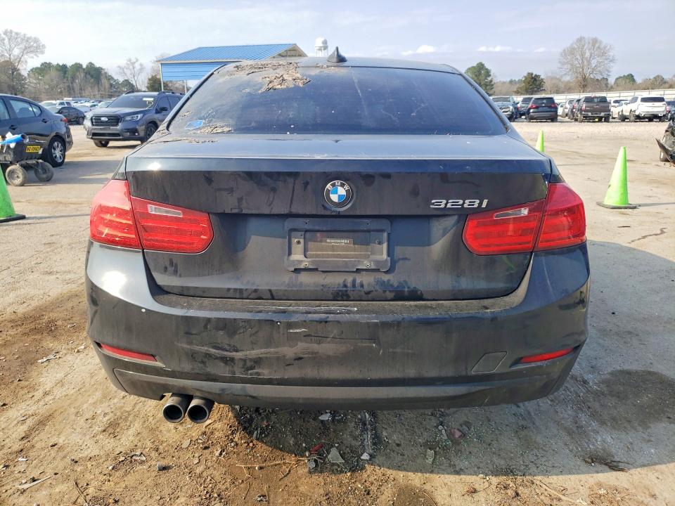 2013 BMW 3 series VIN WBA3A5C52DF603658 COPART salvage auction — BURN, Ms - Cert Of Title-Salvaged, sold $275 on 2026-07-06 (photo 6)