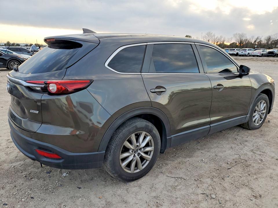 2016 Mazda Cx-9 VIN JM3TCABY6G0111232 COPART salvage auction — NORMAL WEAR, MI - CERTIFICATE OF TITLE, sold $1,200 on 2026-07-31 (photo 3)
