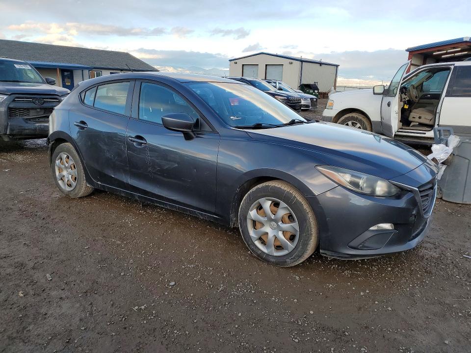 2015 Mazda 3 VIN JM1BM1K71F1239718 COPART salvage auction — REAR END, Id - Salvage Certificate Of Title, sold $325 on 2026-07-28 (photo 4)