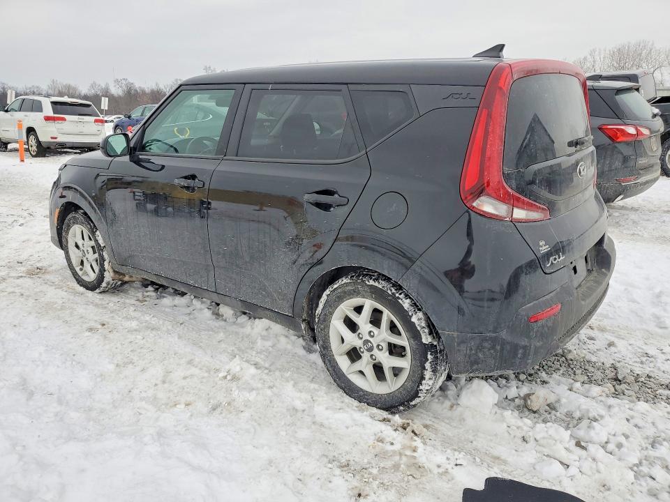 2020 Kia Soul VIN KNDJ23AU1L7083757 COPART salvage auction — FRONT END, Salvage Title, sold $3,250 on 2026-07-10 (photo 2)