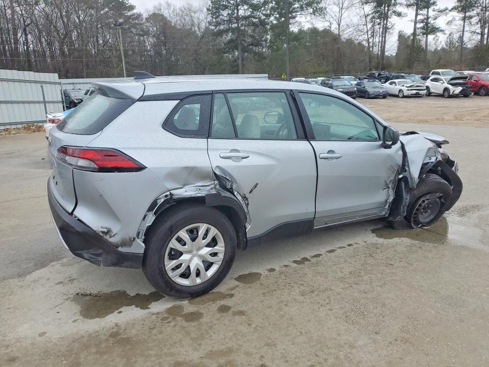 2026 Toyota Corolla cross VIN 7MUAAAAG6TV153993 COPART salvage auction — SIDE, Sc - Certificate Of Title, sold $6,000 on 2026-07-10 (photo 3)