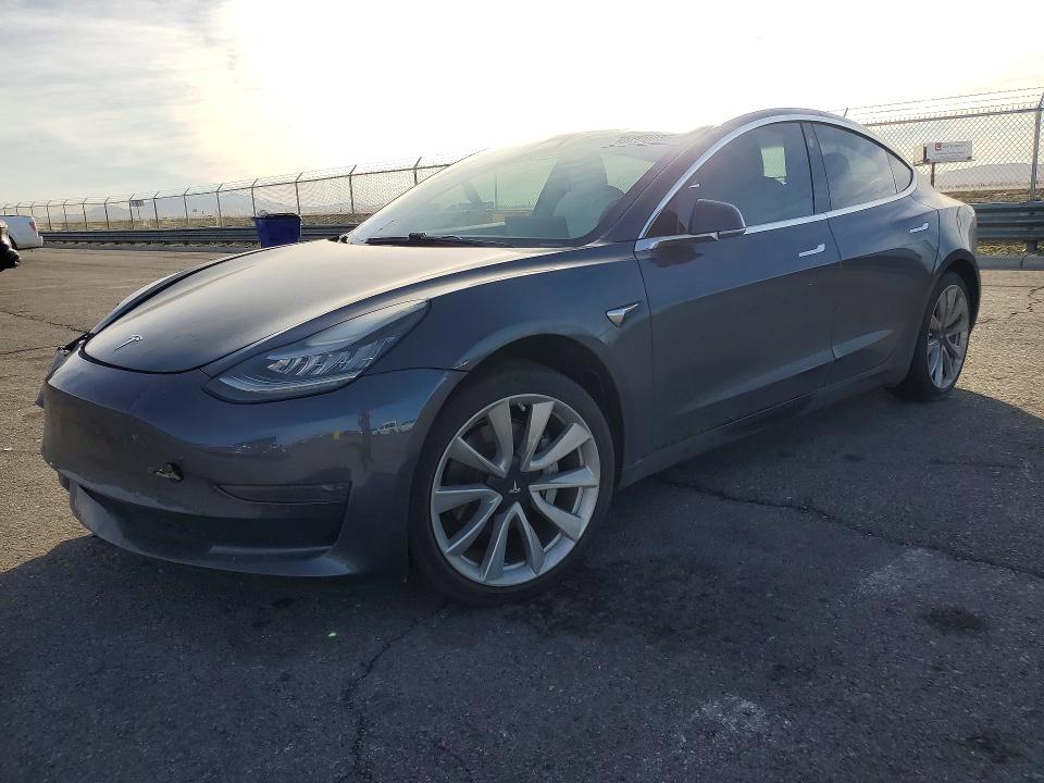 2019 Tesla Model 3 VIN 5YJ3E1EA6KF538082 COPART salvage auction — FRONT END, Nv - Salvage Title, sold $3,850 on 2026-07-22 (photo 1)