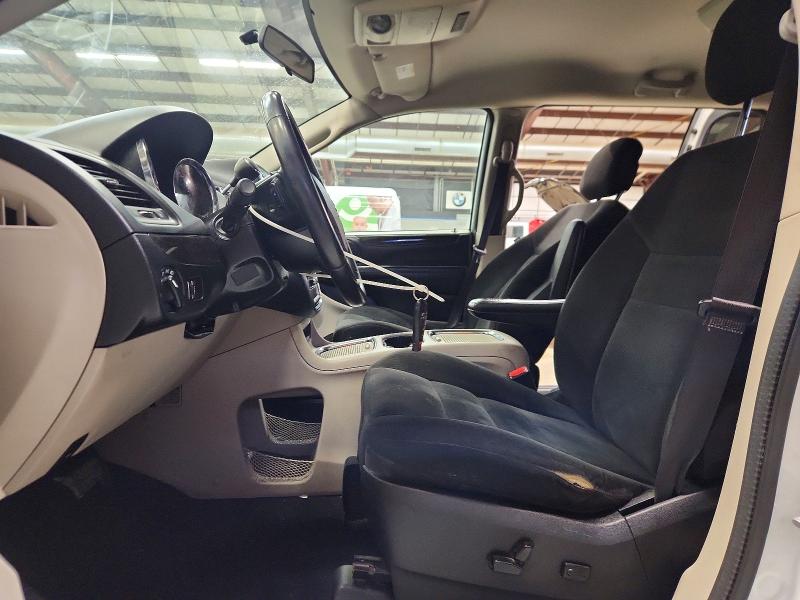 2016 Dodge Grand caravan VIN 2C4RDGCG0GR327706 COPART salvage auction — FRONT END, Wv - Certificate Of Title, sold $1,950 on 2026-07-10 (photo 7)