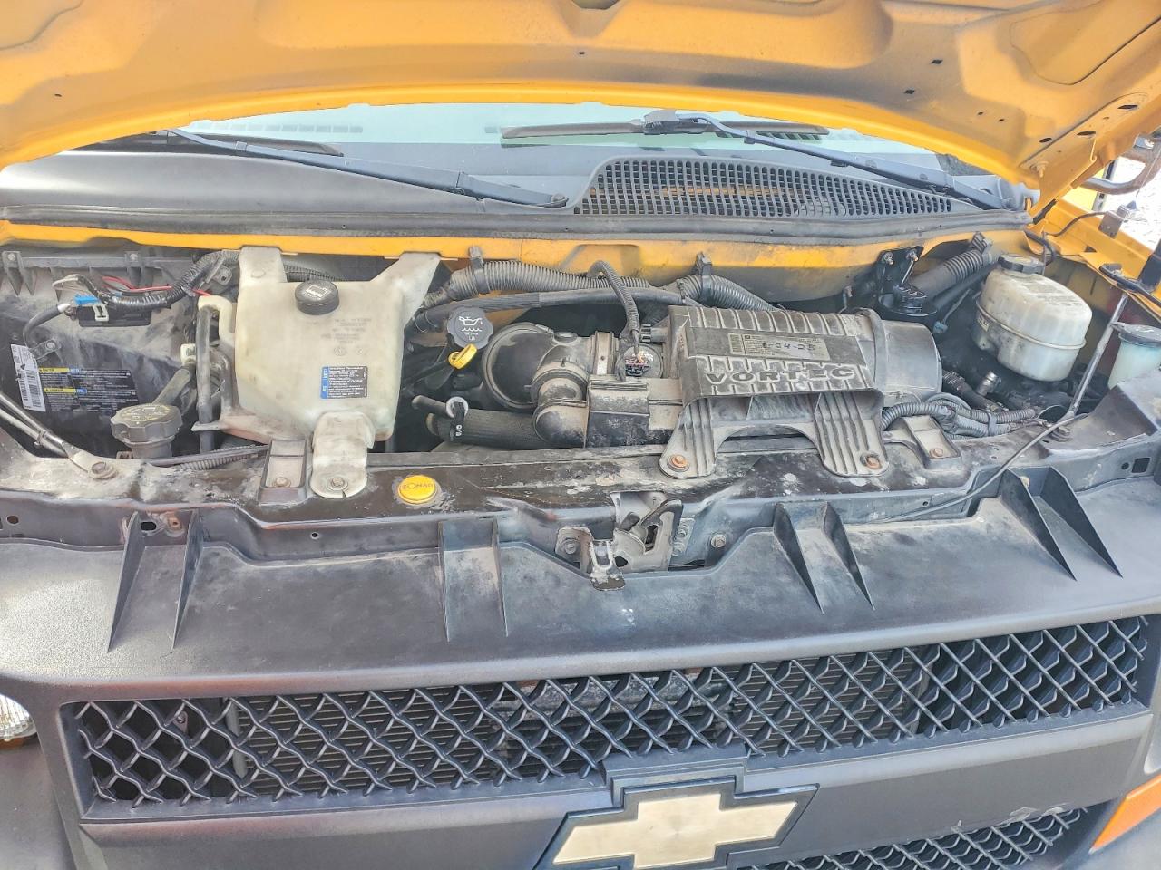 2010 Thom Minotour G3500 VIN 1GB6G3AG3A1158450 COPART salvage auction — Normal Wear, KS - CERTIFICATE OF TITLE, sold $1,400 on 2026-07-08 (photo 7)