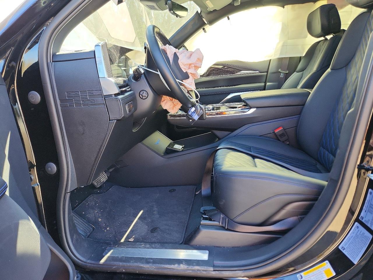 2026 Cadillac Escalade VIN 1GYTEEKL7TU100087 COPART salvage auction — Front End, LA - CERT OF TITLE-SALVAGE, sold $29,500 on 2026-07-02 (photo 7)