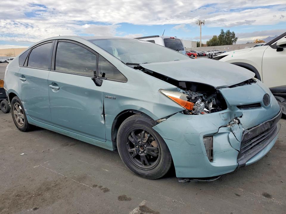 2015 Toyota Prius VIN JTDKN3DU5F1917382 COPART salvage auction — FRONT END, Nv - Salvage Title, sold $150 on 2026-07-22 (photo 4)