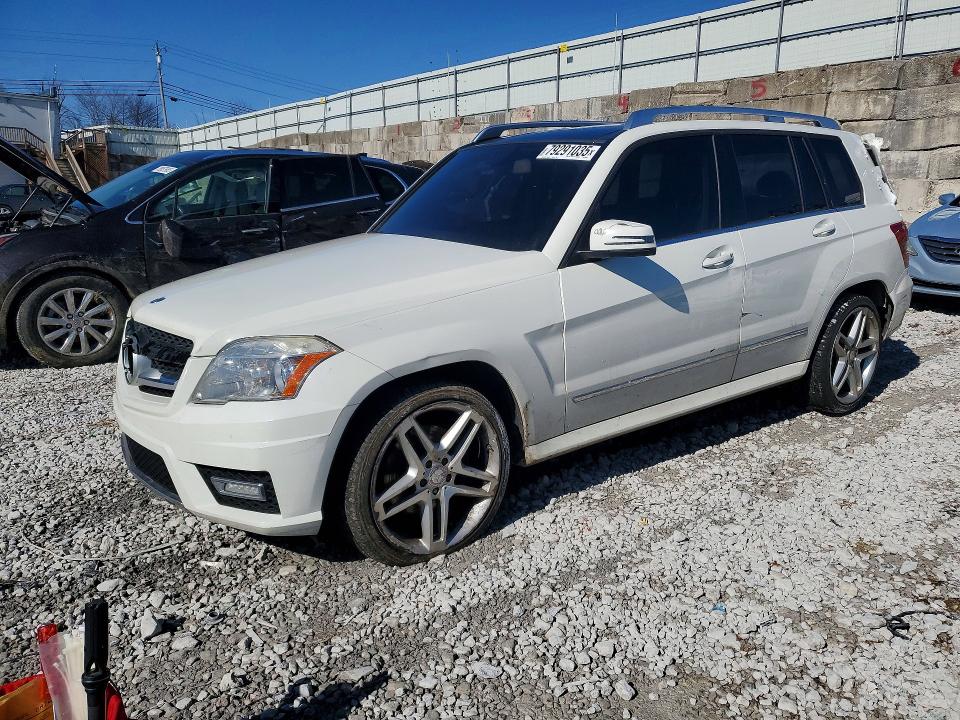 2011 Mercedes-benz Glk-class VIN WDCGG8HB5BF610422 COPART salvage auction — MINOR DENT/SCRATCHES, Fl - Certificate Of Title, sold $1,850 on 2026-07-31 (photo 1)