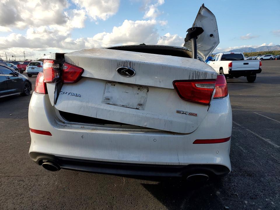 2015 Kia Optima VIN 5XXGN4A75FG432593 COPART salvage auction — BURN, CA - NON-REPAIRABLE VEHICLE CERT, sold $250 on 2026-07-27 (photo 6)