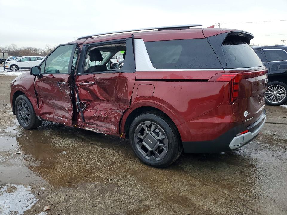 2026 Kia Carnival VIN KNDNC5KA7T6103854 COPART salvage auction — SIDE, In - Cert Of Title-Salvage Title, sold $250 on 2026-07-29 (photo 2)