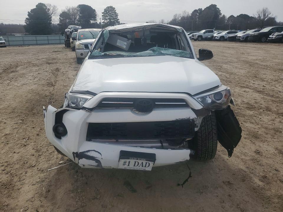 2021 Toyota 4runner VIN JTEEU5JR5M5249046 COPART salvage auction — ROLLOVER, Other, sold $3,850 on 2026-07-29 (photo 5)