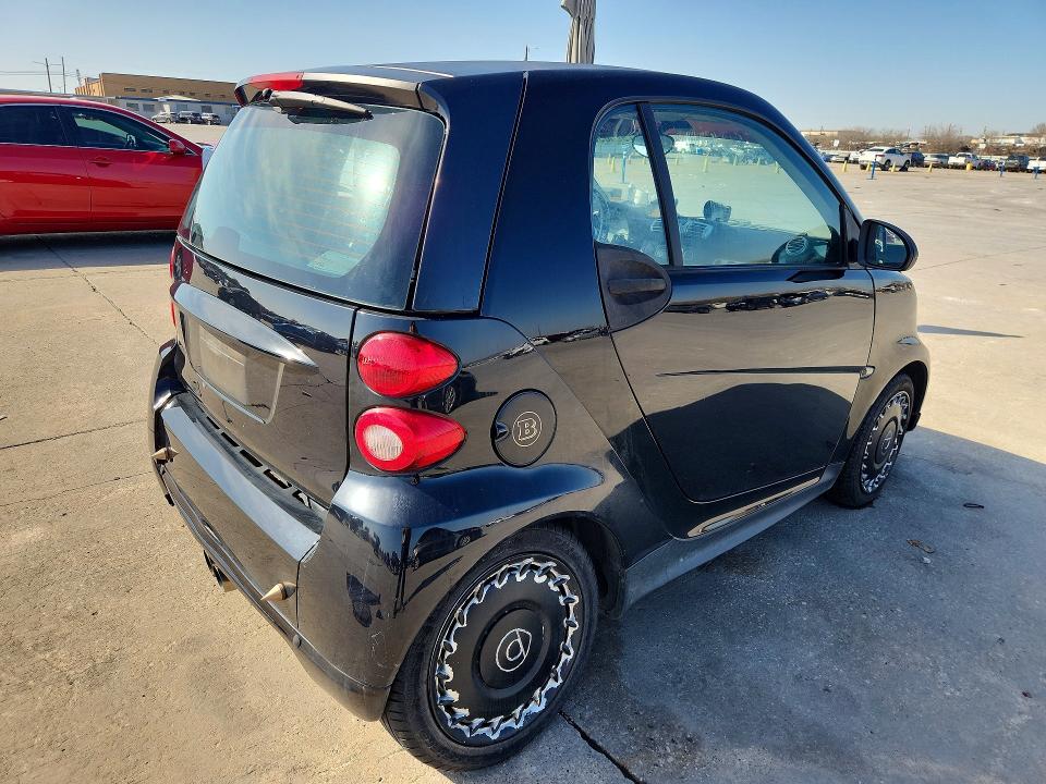 2015 Smart Fortwo VIN WMEEJ3BA0FK805473 COPART salvage auction — REAR END, Tx - Cert Of Title-Rebuilt Salvage, sold $175 on 2026-07-27 (photo 3)