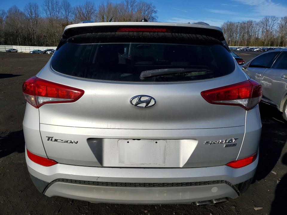 2017 Hyundai Tucson VIN KM8J3CA28HU313696 COPART salvage auction — FRONT END, Md - Cert Of Salvage > 75% Damage, sold $2,850 on 2026-07-14 (photo 6)