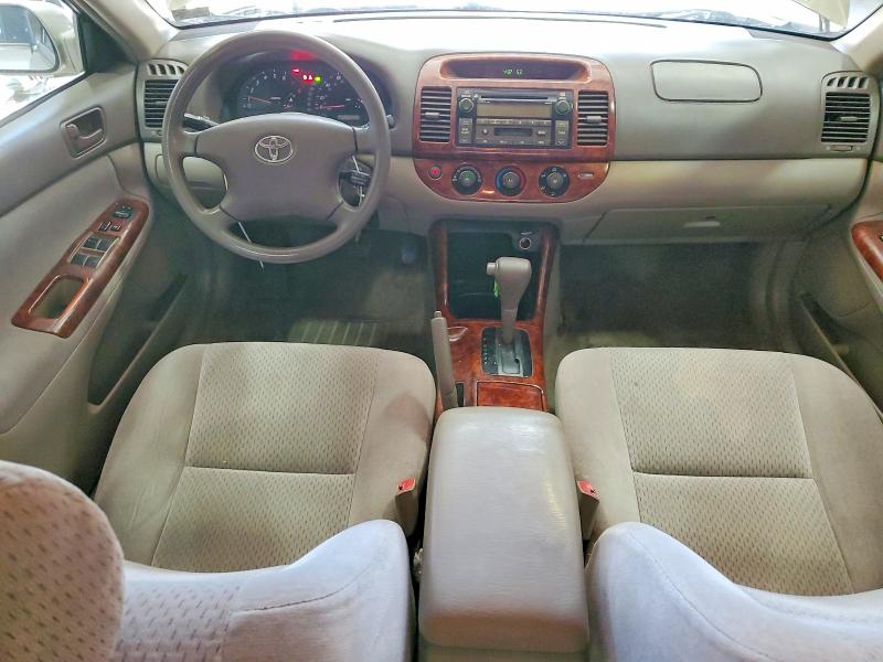 2004 Toyota Camry VIN 4T1BF30K64U585414 COPART salvage auction — FRONT END, VA - CERT OF TITLE - SALVAGE, sold $475 on 2026-07-03 (photo 8)