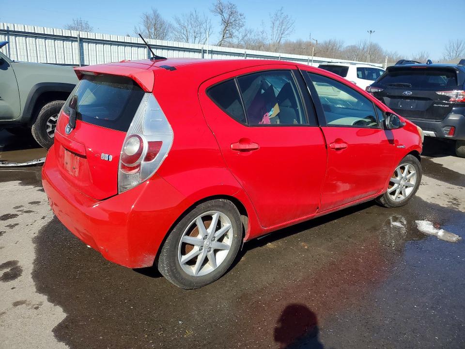 2012 Toyota Prius VIN JTDKDTB32C1016611 COPART salvage auction — FRONT END, Pa - Certificate Of Salvage, sold $550 on 2026-07-02 (photo 3)