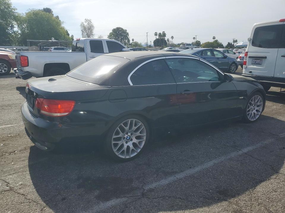 2007 BMW 3 series VIN WBAWR33507PX78483 COPART salvage auction — MINOR DENT/SCRATCHES, MT - DIS/DLR/EXP ONLY CLEAN TITLE, sold $700 on 2026-07-10 (photo 3)