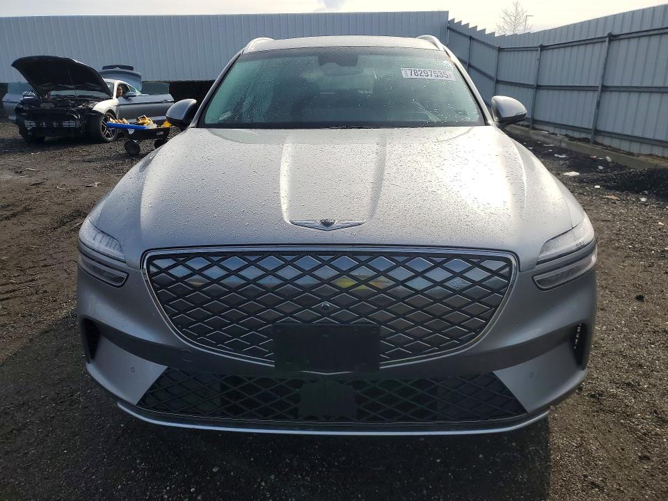 2023 Genesis Gv70 VIN 5NMMCET12PH000862 COPART salvage auction — SIDE, Md - Cert Of Salvage > 75% Damage, sold $14,100 on 2026-07-17 (photo 5)