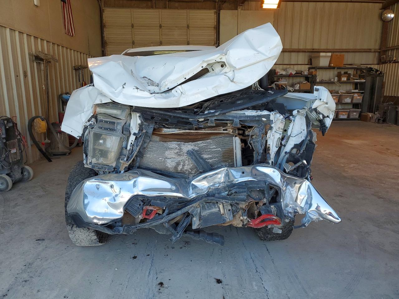 2023 Chevrolet Silverado 2500 VIN 1GC2YLE70PF251729 COPART salvage auction — Front End, TX - CERTIFICATE OF TITLE, sold $5,500 on 2026-07-06 (photo 5)
