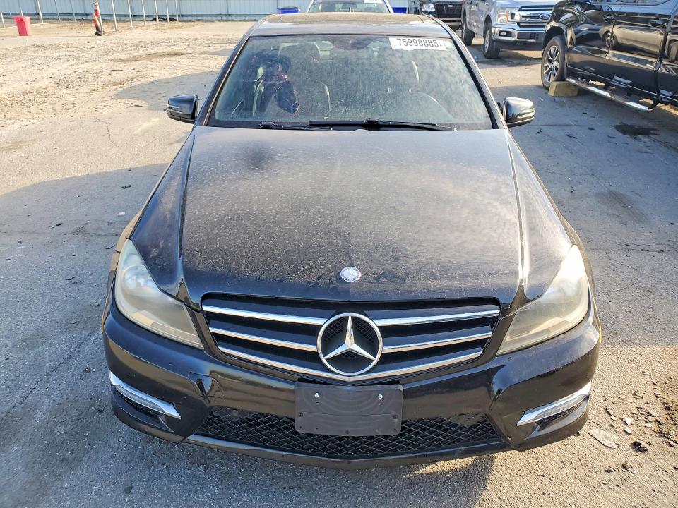 2014 Mercedes-benz C-klasse VIN WDDGF4HBXEA932093 COPART salvage auction — REAR END, Ga - Cert Of Title-Salvage Court Or, sold $1,150 on 2026-07-16 (photo 5)