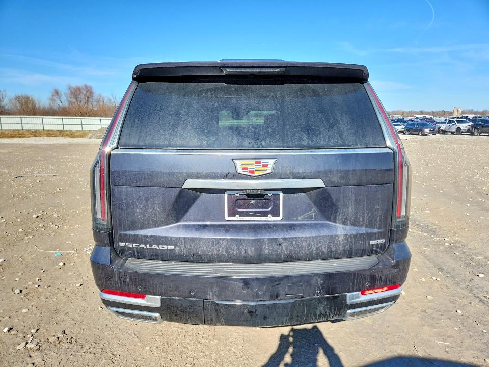 2026 Cadillac Escalade VIN 1GYS9MKL7TR225474 COPART salvage auction — Front End, MI - CERT OF TITLE-SALVAGE VEHICLE, sold $40,000 on 2026-04-09 (photo 6)