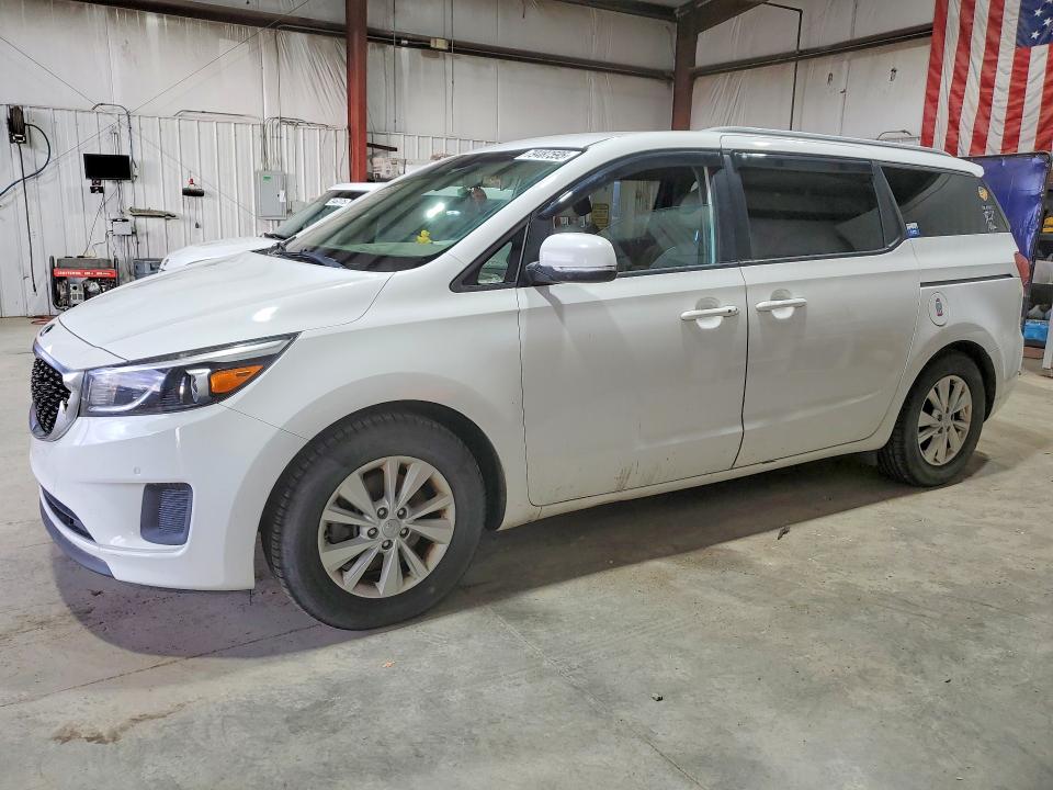 2017 Kia SEDONA VIN KNDMB5C16H6250753 COPART salvage auction — MECHANICAL, Id - Certificate Of Title, sold $250 on 2026-07-27 (photo 1)