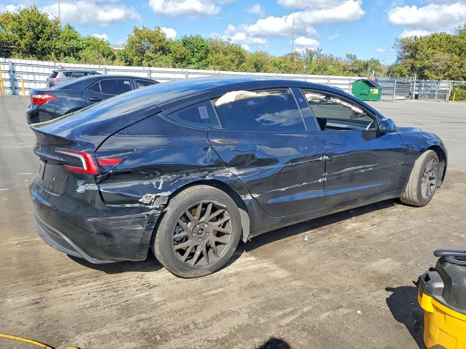 2025 Tesla Model 3 VIN 5YJ3E1EA9SF050616 COPART salvage auction — UNDERCARRIAGE, Salvage Title, sold $7,300 on 2026-07-20 (photo 3)