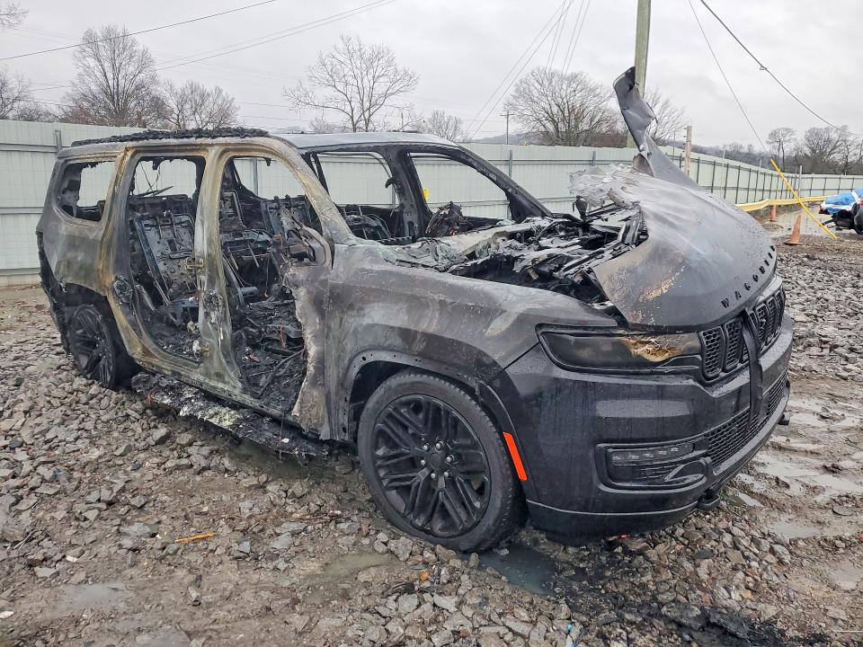 2024 Jeep VIN 1C4SJVBP5RS163628 COPART salvage auction — VANDALISM, Tn - Salvage Certificate, sold $1,400 on 2026-07-22 (photo 4)