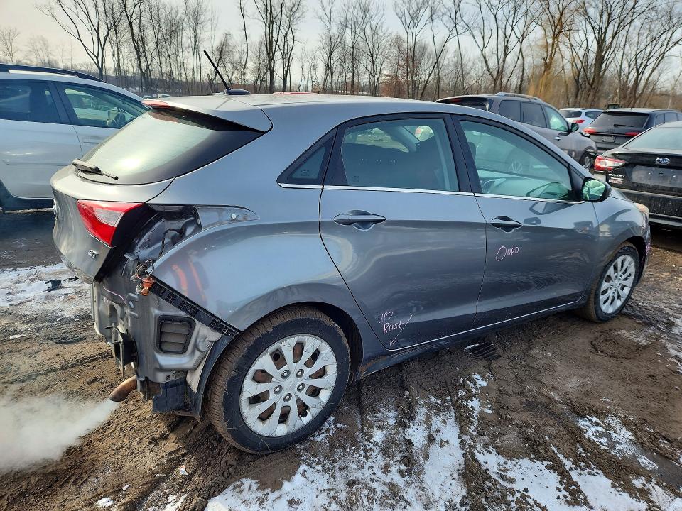 2016 Hyundai Elantra VIN KMHD35LHXGU286719 COPART salvage auction — REAR END, Ct - Cert Of Title-Salvage, sold $650 on 2026-07-10 (photo 3)
