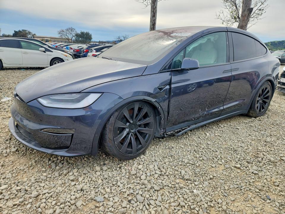 2022 Tesla Model x VIN 7SAXCBE60NF362243 COPART salvage auction — FRONT END, CA - SALVAGE CERTIFICATE, sold $27,250 on 2026-10-08 (photo 1)