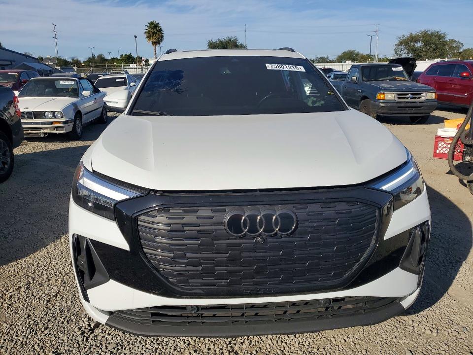 2024 Audi Q4 e-tron VIN WA1L2BFZ5RP023085 COPART salvage auction — SIDE, CA - SALVAGE CERTIFICATE, sold $14,100 on 2026-07-31 (photo 5)