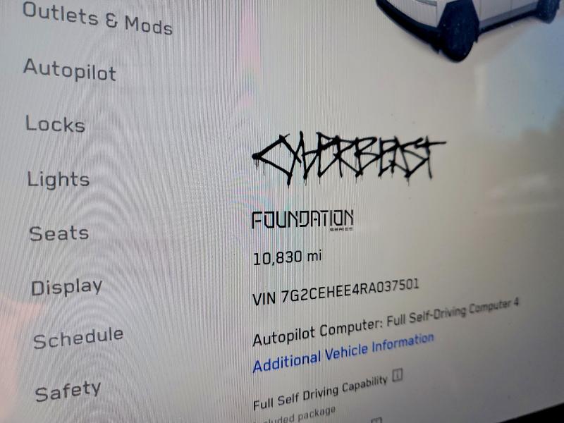 2024 Tesla Cybertruck VIN 7G2CEHEE4RA037501 COPART salvage auction — FRONT END, Ny - Certificate Of Title, sold $19,200 on 2026-07-27 (photo 9)
