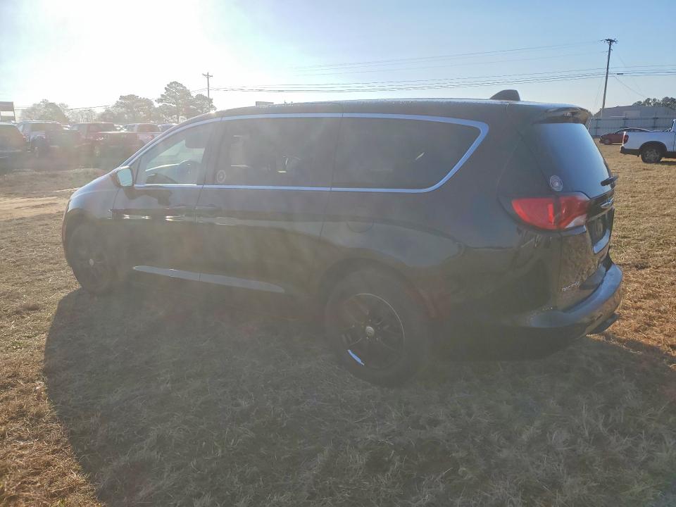 2017 Chrysler Pacifica VIN 2C4RC1CG6HR703942 COPART salvage auction — REAR END, Al - Cert Of Title-Salvage Title, sold $3,400 on 2026-07-30 (photo 2)