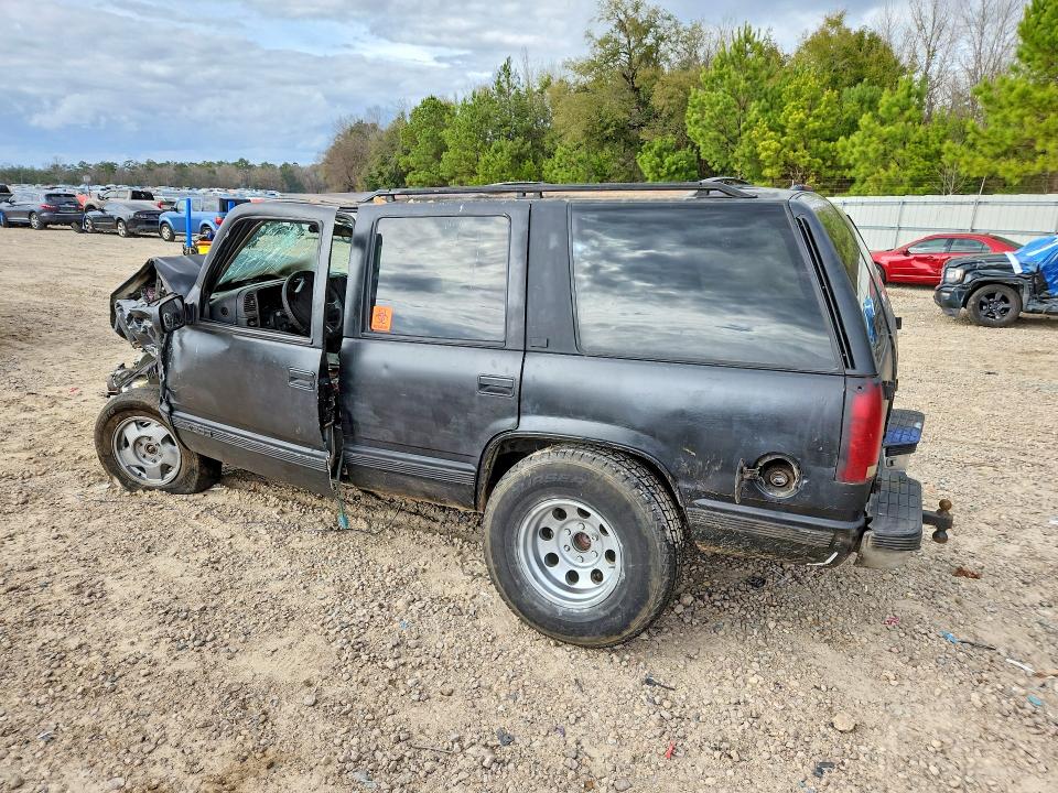 1995 Gmc Yukon VIN 1GKEK13KXSJ759839 COPART salvage auction — FRONT END, Fl - Cert Of Title Slvg Rebuildable, sold $225 on 2026-07-10 (photo 2)