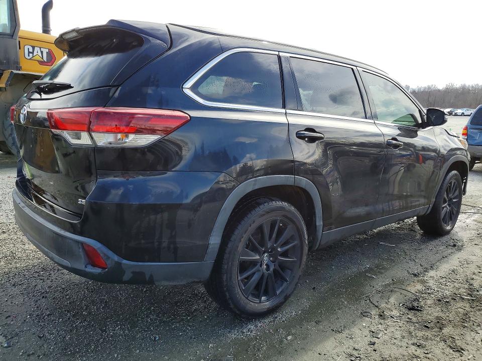 2019 Toyota Highlander VIN 5TDKZRFH0KS359414 COPART salvage auction — FRONT END, SC - CERT OF TITLE-SALVAGE, sold $9,300 on 2026-07-06 (photo 3)