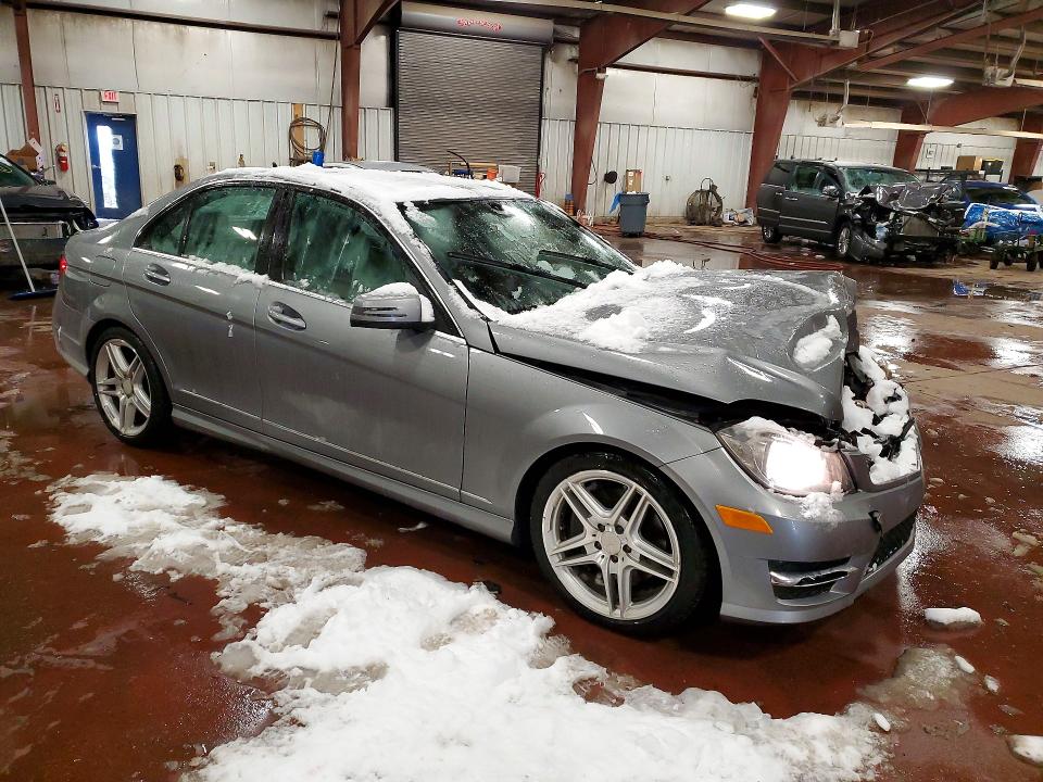 2014 Mercedes-benz VIN WDDGF8AB3EG245679 COPART salvage auction — FRONT END, Mi - Cert Of Title-Salvage Vehicle, sold $850 on 2026-07-10 (photo 4)