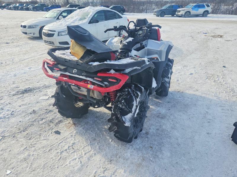 2025 Can-am Outlander VIN 3JB3WA749SJ002179 COPART salvage auction — BURN, QC - IRRECUPERABLE, sold $14,400 on 2026-09-01 (photo 3)
