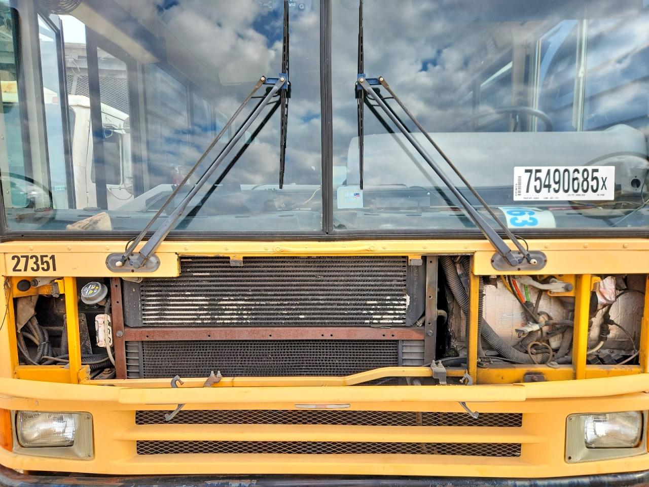 2009 Icrp Fe series VIN 4DRBVAANX9A079660 COPART salvage auction — Normal Wear, TX - CERTIFICATE OF TITLE, sold $1,400 on 2026-09-02 (photo 7)