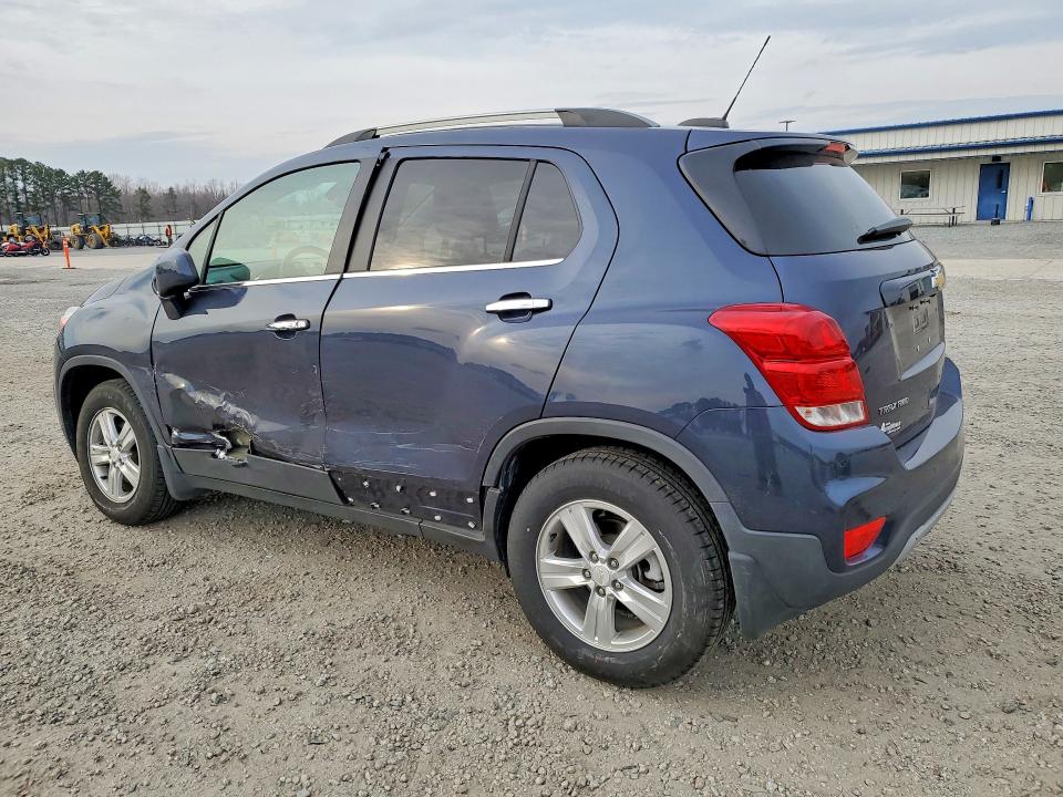 2019 Chevrolet Trax VIN 3GNCJPSBXKL295915 COPART salvage auction — SIDE, Nc - Unregisterable Cert Of Title, sold $2,050 on 2026-07-09 (photo 2)