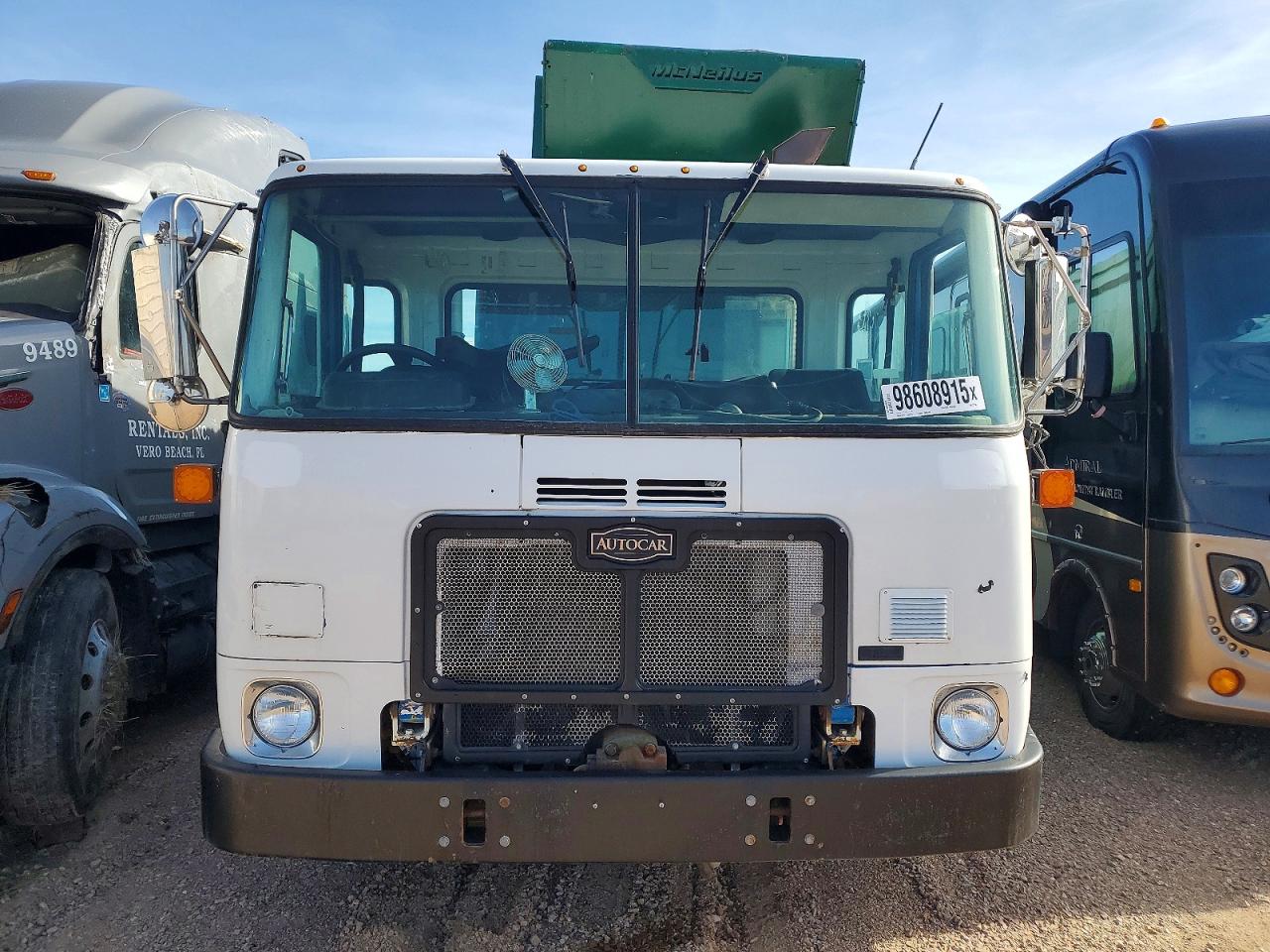 2011 Autocar llc VIN 5VCACRKF4BH211744 COPART salvage auction — Minor Dent/Scratches, FL - CERTIFICATE OF DESTRUCTION, sold $100 on 2026-09-08 (photo 7)