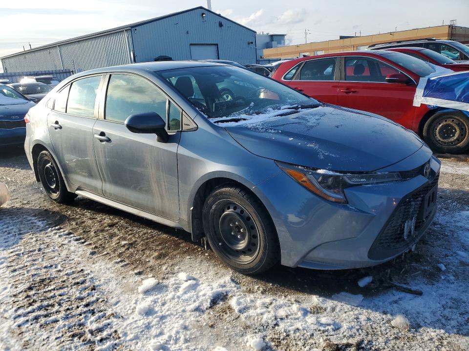 2020 Toyota Corolla VIN 5YFBPRBE3LP121956 COPART salvage auction — SIDE, Salvage Title, sold $5,800 on 2026-07-09 (photo 4)