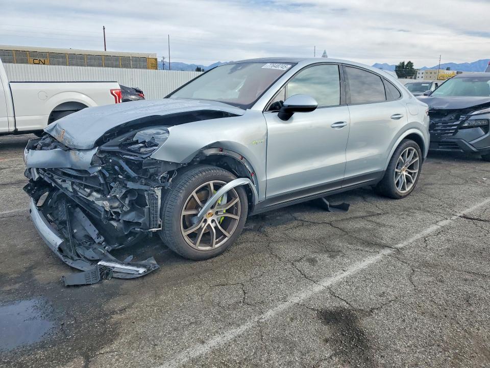 2022 Porsche Cayenne VIN WP1BE2AY8NDA51058 COPART salvage auction — Front End, Salvage Title, sold $28,250 on 2026-03-03 (photo 1)