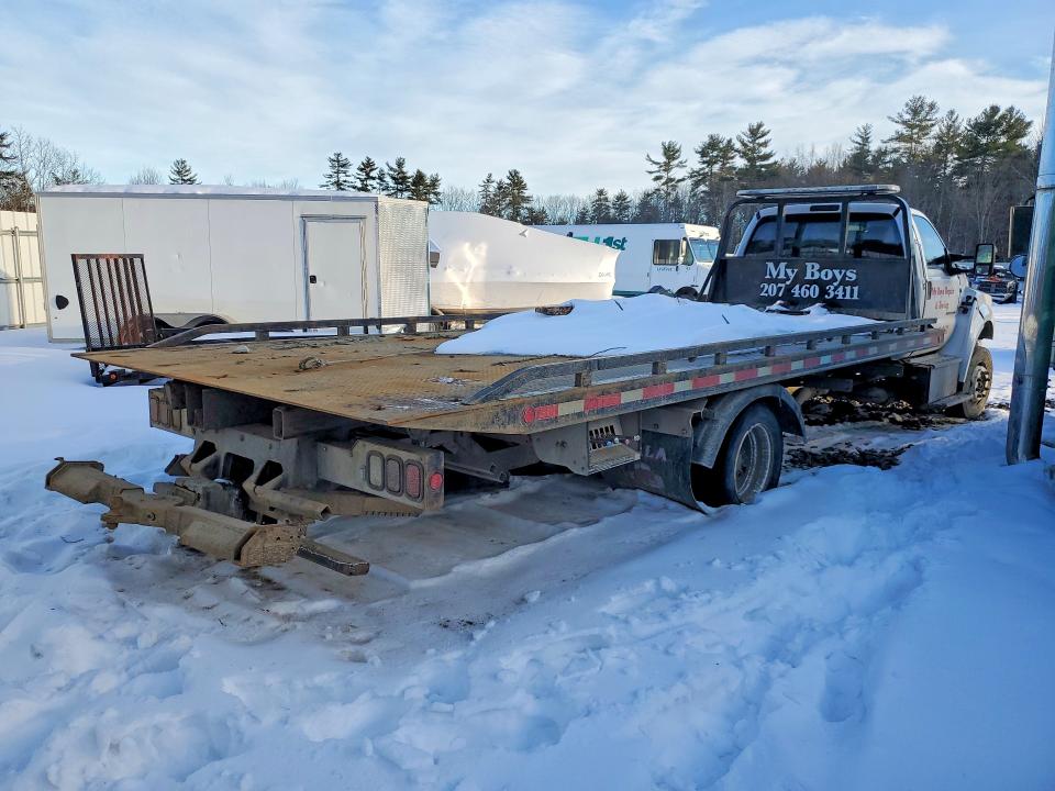 2017 Ford F650-f750 VIN 1FDNF6DCXHDB12056 COPART salvage auction — FRONT END, ME - CERT OF TITLE-SALVAGE COLLISIO, sold $16,900 on 2026-07-15 (photo 3)